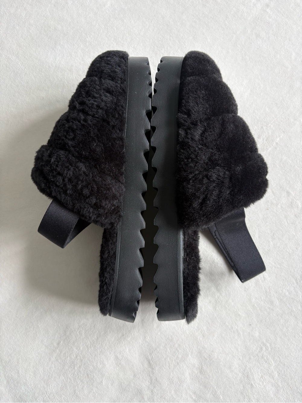 UGG Black SuperFluff Slippers EUC